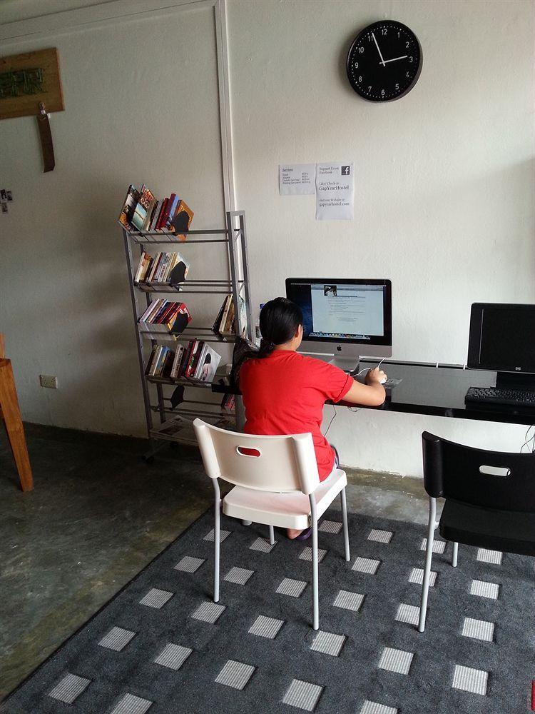 Gap Year Hostel Singapour Extérieur photo