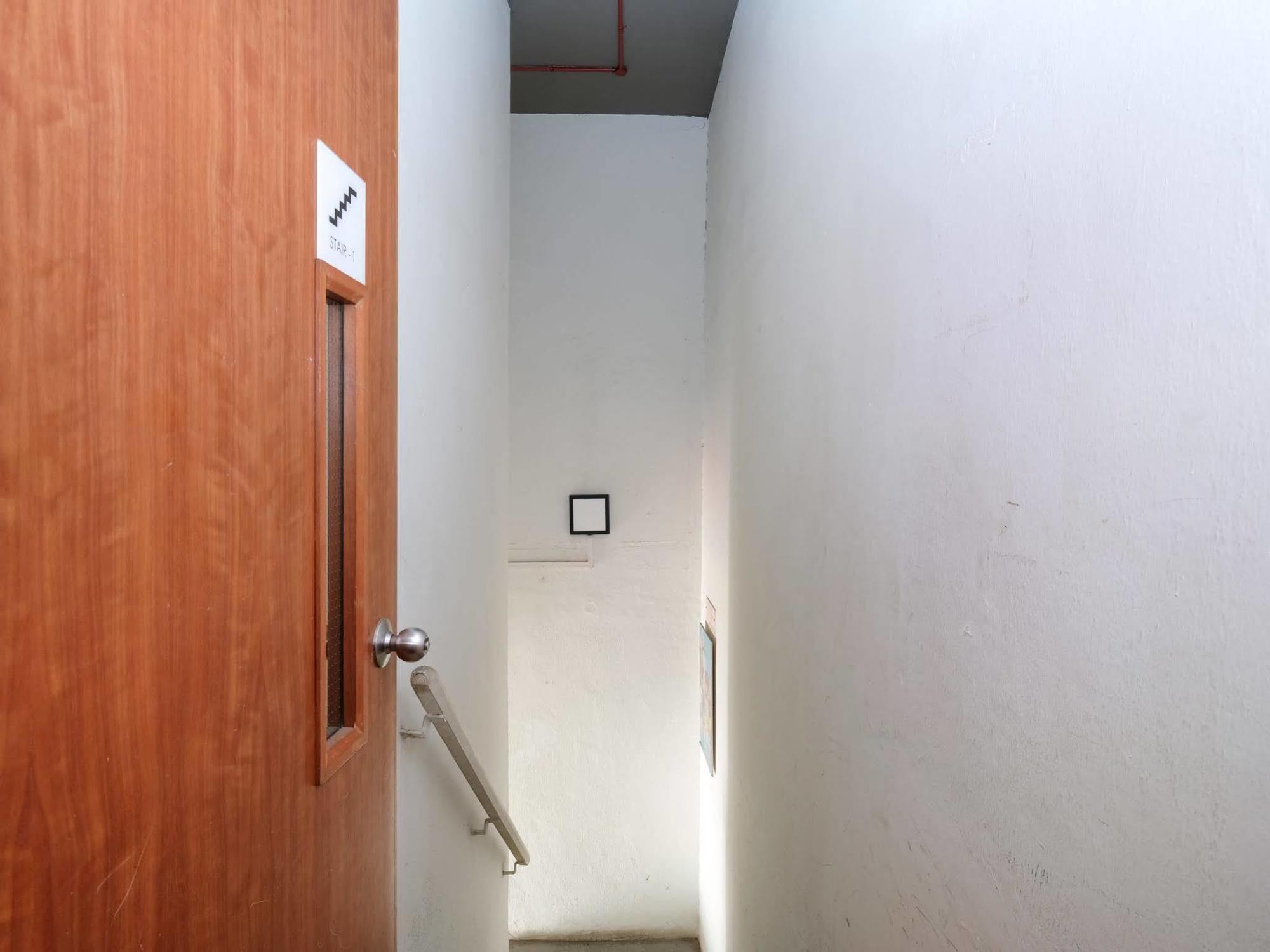 Gap Year Hostel Singapour Extérieur photo