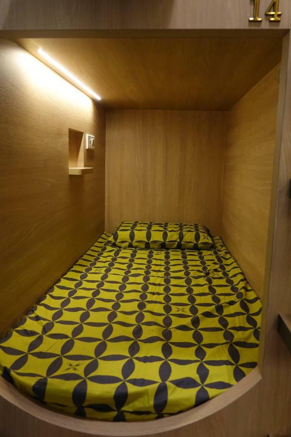 Gap Year Hostel Singapour Extérieur photo