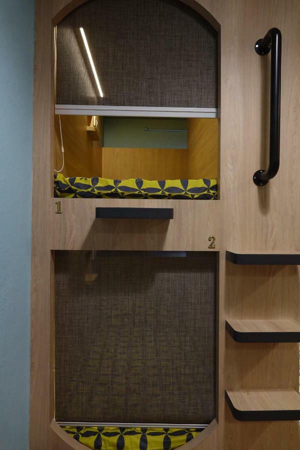 Gap Year Hostel Singapour Extérieur photo