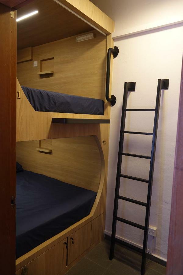 Gap Year Hostel Singapour Extérieur photo